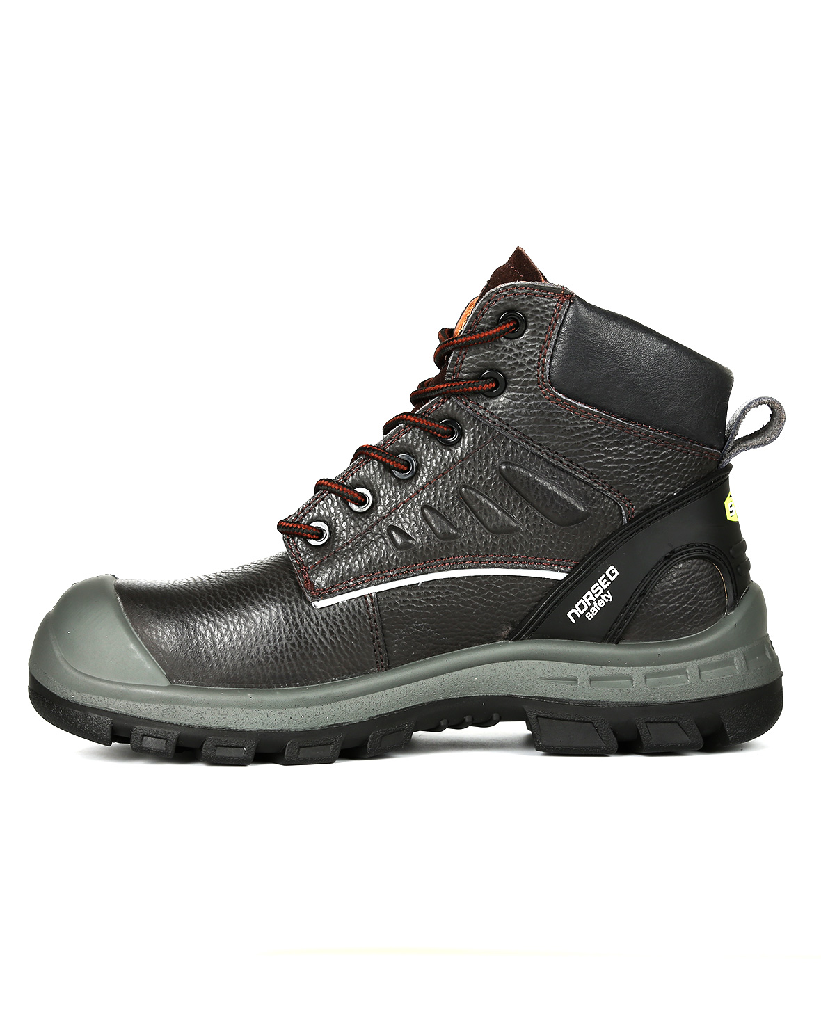 Mountaineering shoes